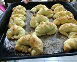 Foto del paso 17 de la receta: Medialunas hojaldradas de manteca