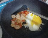 รูปขั้นตอนการทำที่ 4 ของ ฟูซิลีผัดกุ้ง เมนูเด็ก 2 ขวบขึ้นไป