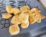 A picture of step 6 of Apple, Banana, and Caramel Tart.