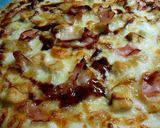 Foto del paso 3 de la receta: Pizza cremosa con salsa bourbon