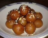 A picture of step 6 of Bread gulab jamun.