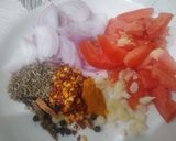 A picture of step 1 of Bhuna Qeema.