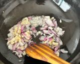 Foto langkah ke 2 dari resep Tumis ayam sawi.