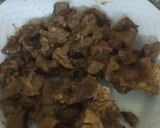A picture of step 6 of Mashed matoke and beef stew.