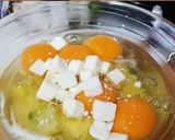 Foto del paso 4 de la receta Tortilla de patatas con calabacín y queso de cabra