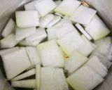 冬瓜蛤蜊湯的食譜步驟1照片