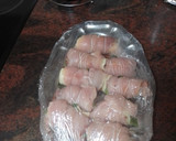 Foto del paso 5 de la receta: Rollitos de pechuga rellenos de jamón serrano, queso y espinacas con papas fritas
