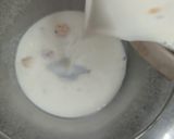 A picture of step 4 of Sabut dana, makhana kher.