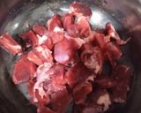 Foto langkah ke 1 dari resep Oseng Daging Pedas.