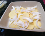 Foto del paso 1 de la receta: Merluza con patatas al horno