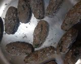 A picture of step 3 of Kidney beans cutlets.