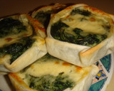 Foto del paso 9 de la receta: Canastitas de espinaca, salsa blanca y queso 