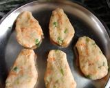A picture of step 6 of Leftover rice cutlet.