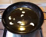 A picture of step 2 of Easy Fideuá 😋.