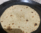 A picture of step 3 of Ragi Matar Roti with a hint of Kasoori Methi.