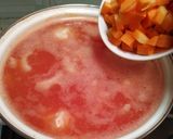 Foto langkah ke 5 dari resep SUP MERAH BOLA-BOLA AYAM🥕🍅.