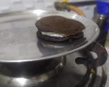 A picture of step 3 of ઓરીયો પેનકેક (Oreo Pancake Recipe In Gujarati).