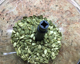 Foto del paso 1 de la receta: Bizcocho de Pipas de Calabaza listo para estas Fiestas 🎊🌟🎄