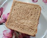 A picture of step 2 of Herbed cheese onion sandwich.