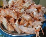 Foto langkah ke 2 dari resep Mie Jamur Enoki Kuah Tomyam (kaldu dari kulit udang).