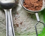 A picture of step 2 of Wheat flour chocolate cake.