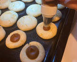 Foto del paso 13 de la receta: Ojitos de dulce de leche