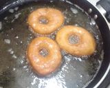 A picture of step 3 of Round round Doughnut.