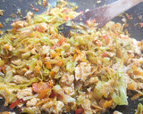 Foto del paso 3 de la receta: Repollo rehogado con tofu