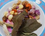 Foto langkah ke 1 dari resep Nasi kuning simple n enak.