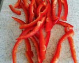 Foto del paso 1 de la receta: Tosta de melva con pimientos y berenjena