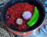 Foto del paso 4 de la receta: Alubias Rojas cocidas con bolas de acelgas y coles