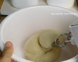 Foto langkah ke 3 dari resep Roti Kelapa Siantar.