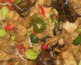 Foto langkah ke 7 dari resep Oseng Cecek Tahu Lombok Ijo.