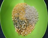 A picture of step 1 of Panchdaal Khichdi.