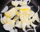 Hình bước làm 1 của món Tim heo xào hành tây
