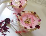 A picture of step 5 of Rose Sweet Lassi.