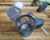 Foto langkah ke 1 dari resep Lavender Milk.