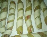 A picture of step 5 of Sweet potato curl rolls.