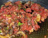 Foto del paso 2 de la receta: Espaguetis con champiñones y salchichón