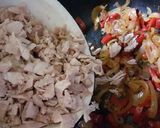 Foto del paso 3 de la receta: Empanadas de pollo económicas!!