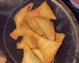 A picture of step 4 of Fried samosa.
