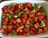 A picture of step 2 of Strawberry Rhubarb Crumble.