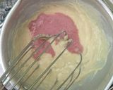 Foto langkah ke 3 dari resep Chiffon Strawberry Putih Telur 🍓🍓🍓 (cooked dough).