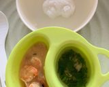 Hình bước làm 3 của món Tôm rim cà chua cho bé