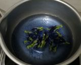 Foto langkah ke 1 dari resep Teh bunga telang madu.