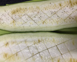 Foto del paso 1 de la receta: Calabacín relleno de pollo y pavo