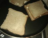 A picture of step 3 of Curd mix veg sandwich.