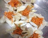 Foto langkah ke 3 dari resep Dimsum Ayam Wortel.