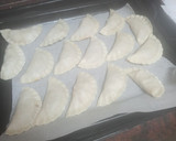 Foto del paso 7 de la receta: Empanadillas de salchicha fresca y salteado de verduras al horno