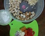 Foto langkah ke 1 dari resep Tumis Tahu Tempe Pedas Manis.
